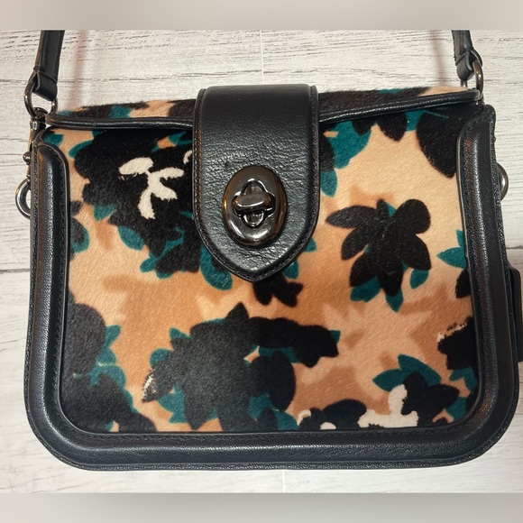 Coach cross body bag. BNWOT. Never used. With bag and two straps =final price = - Picture 1 of 15